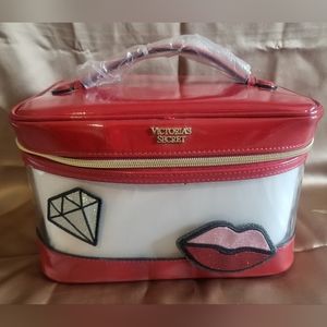 Victoria's Secret 2 piece makeup bag set